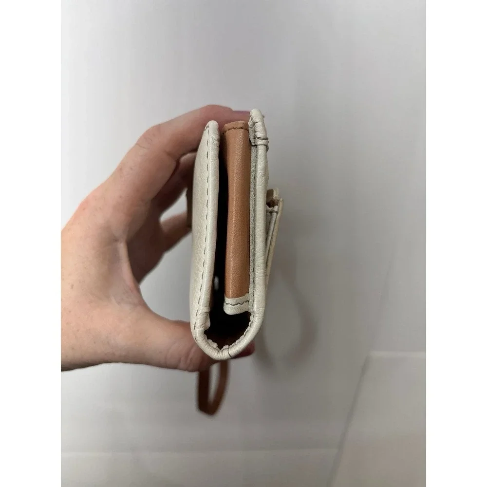 Fossil Cream & Brown Wristlet Wallet (AS IS)